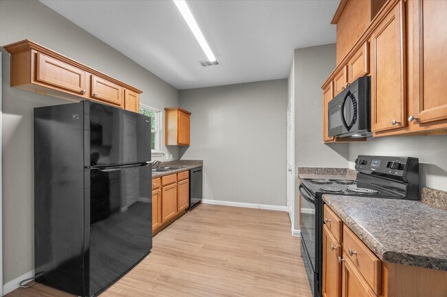 Building Photo - 47 County Rd