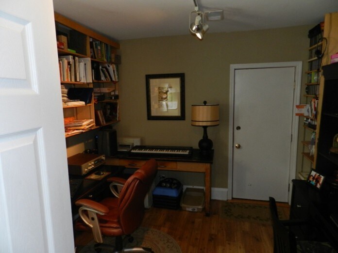 Building Photo - 1069 Harrison Ave