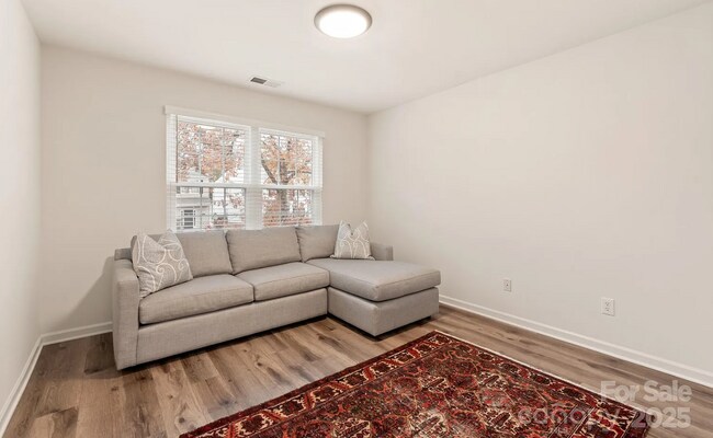Building Photo - 2269 Winthrop Chase Dr
