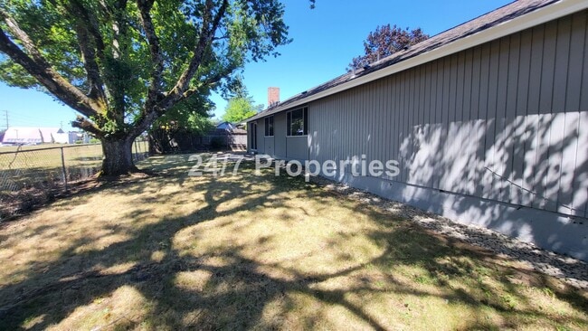 Building Photo - New Everything! - Beautiful Ranch Home in ...