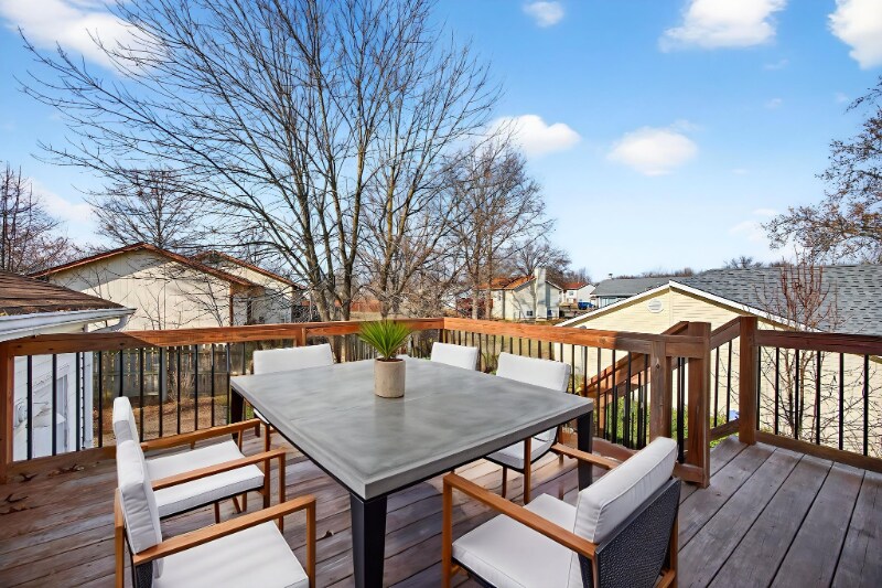 Building Photo - 511 Chapparal Dr