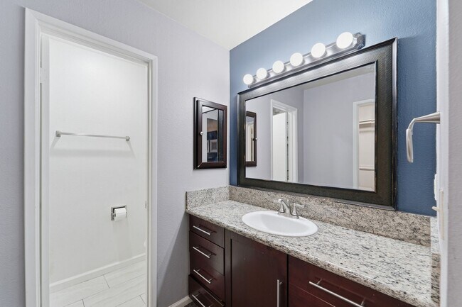 Building Photo - 7135 Firmament Ave