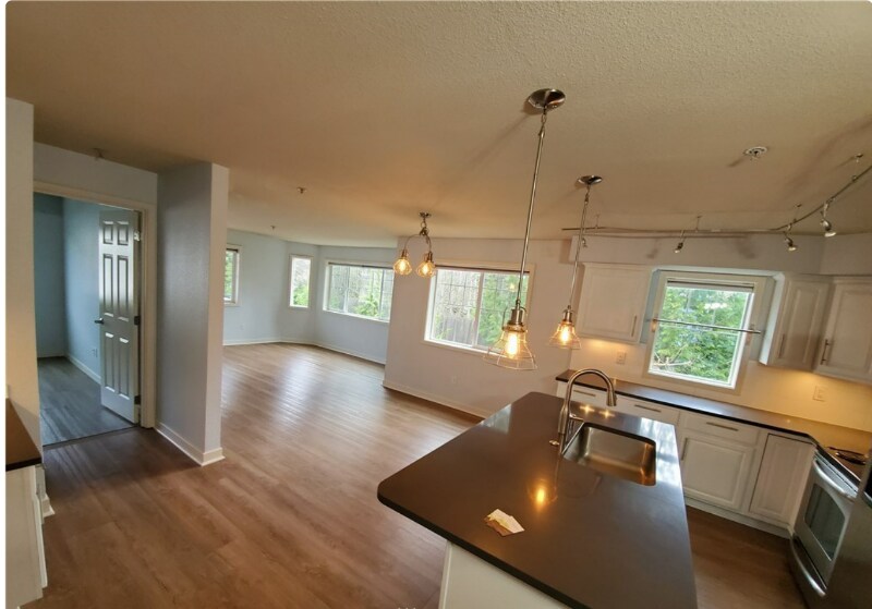 Building Photo - 13413 97th Ave E