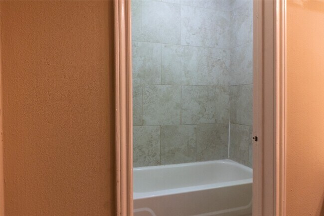 Building Photo - 8643 Causeway Dr
