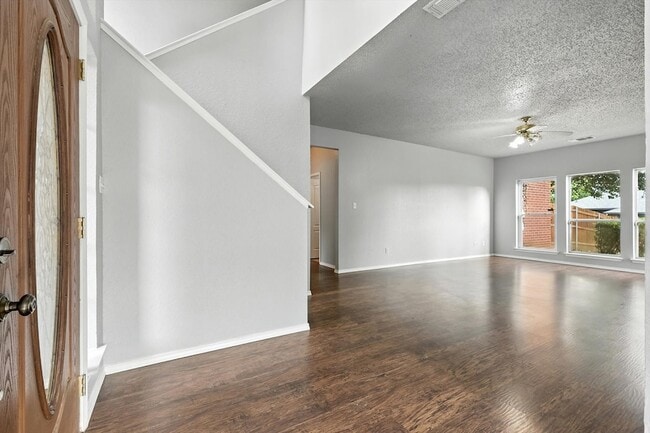 Building Photo - 420 Beard Dr