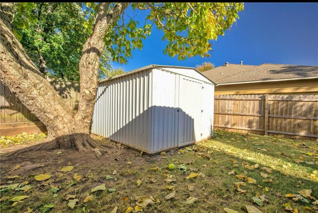 Building Photo - 517 Partridge Ln