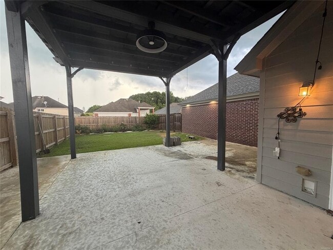Building Photo - 7448 Wimberly Ln