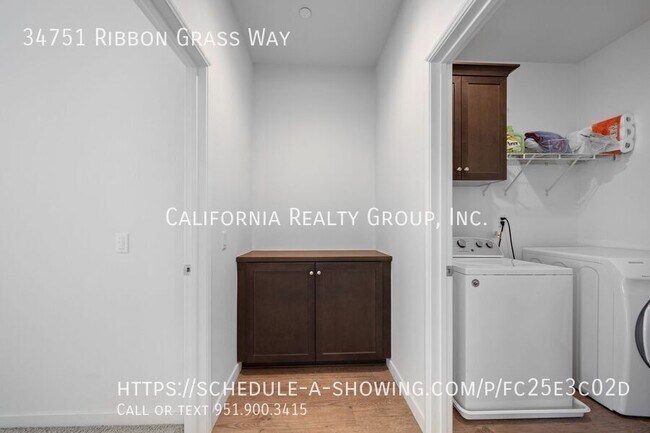 Building Photo - 34751 Ribbon Grass Way