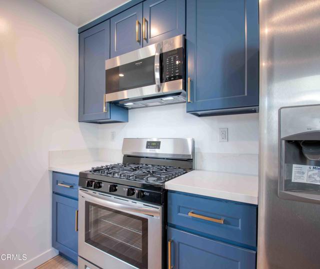 Building Photo - 3185 Larga Ave