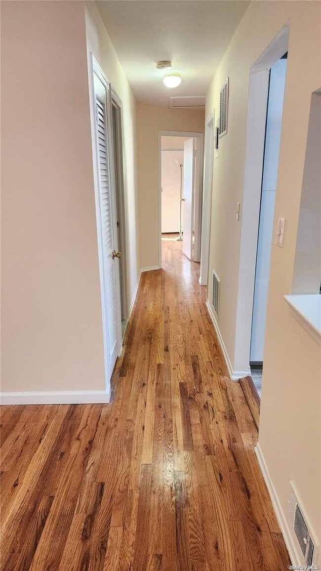 Building Photo - 244-57 Grand Central Pkwy