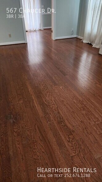 Building Photo - 567 Chaucer Dr