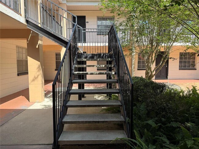 Building Photo - 120 S Church Ave