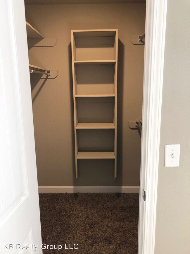 Building Photo - 3 br, 2.5 bath House - 537 Emily Lane