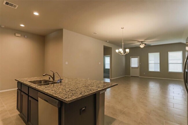 Building Photo - 23822 Piedmont Forest Dr