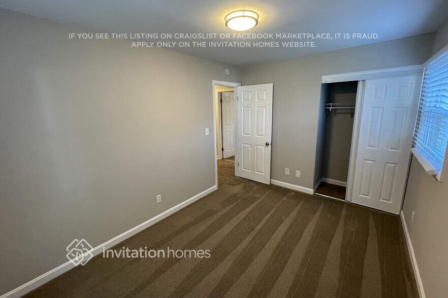 Building Photo - 406 Meadowview Dr