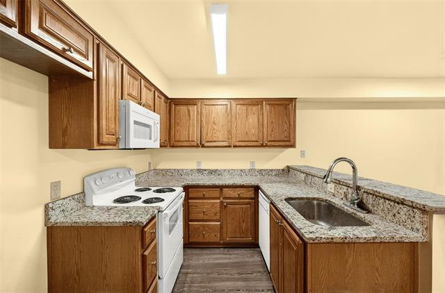 Building Photo - 1716 S Waco St