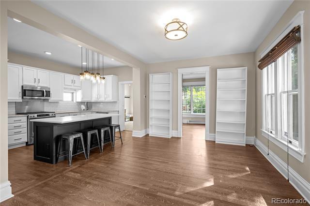 Building Photo - 570 Gilpin St