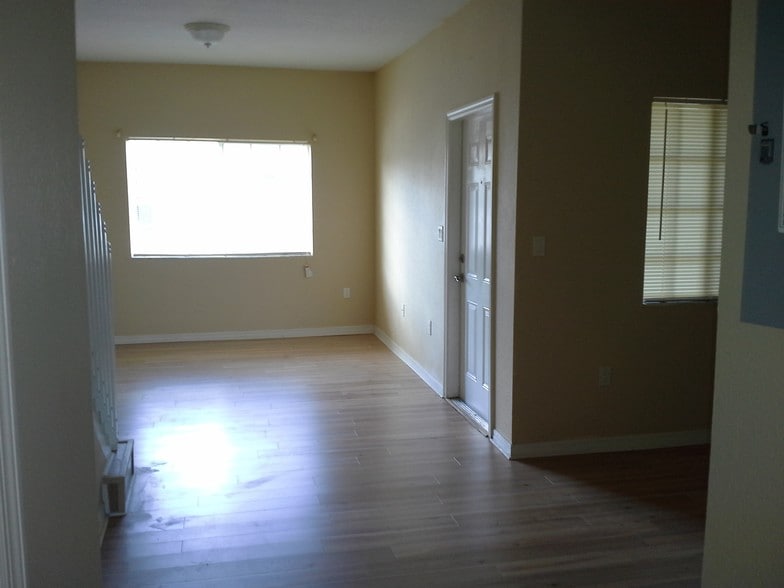 Building Photo - 10910 SW 181st Terrace