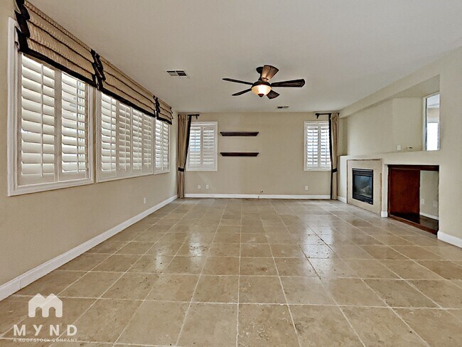 Building Photo - 599 Wealdston Ct