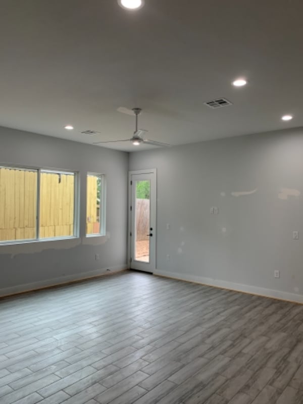 Building Photo - 1210 Deloney St