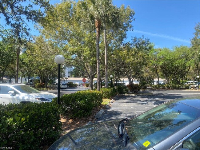Building Photo - 290 Naples Cove Dr