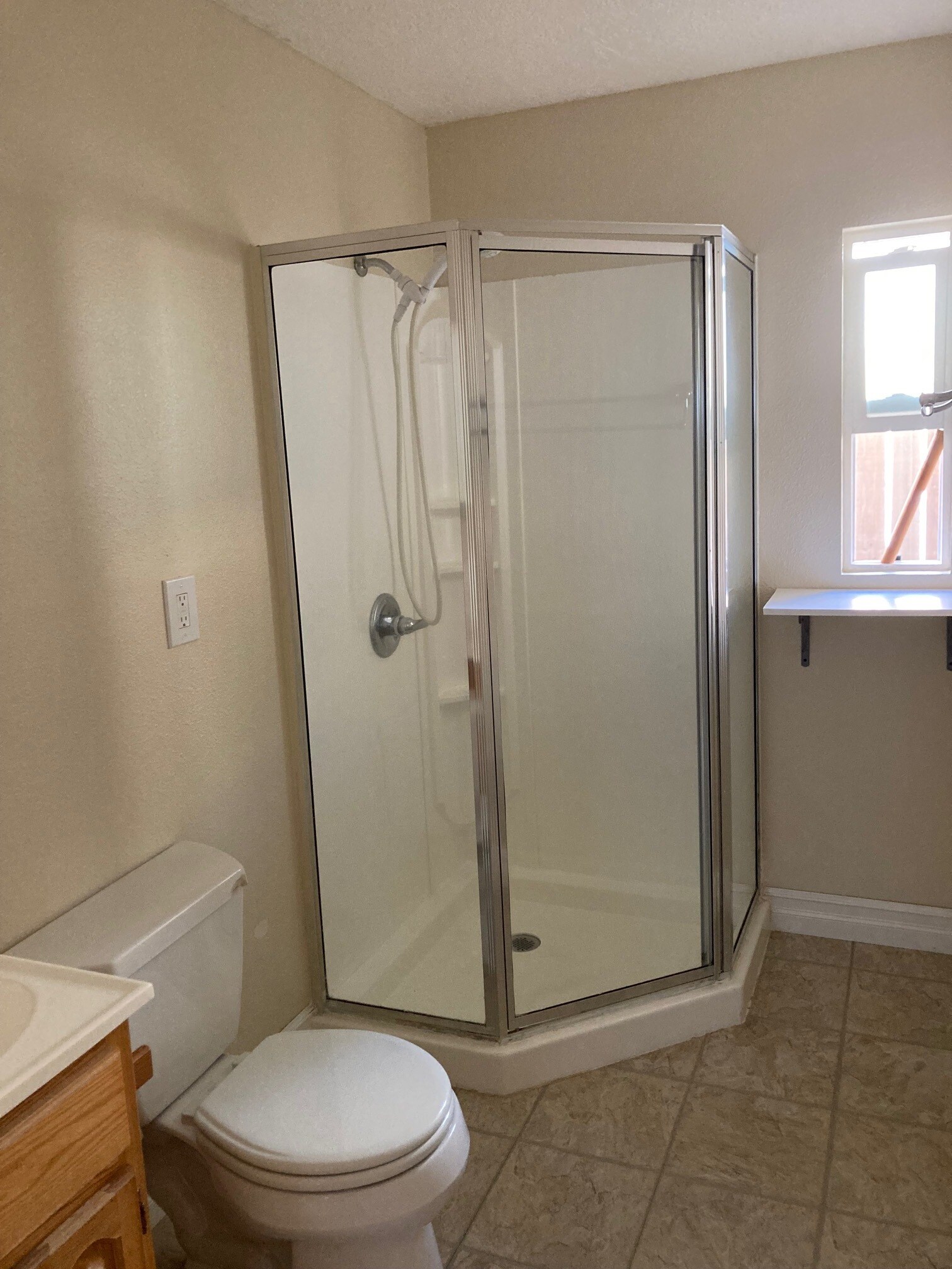 Building Photo - 7007 SE Cora St