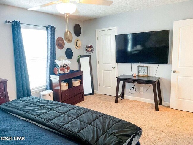 Building Photo - 2417 Causeway Manor Ct