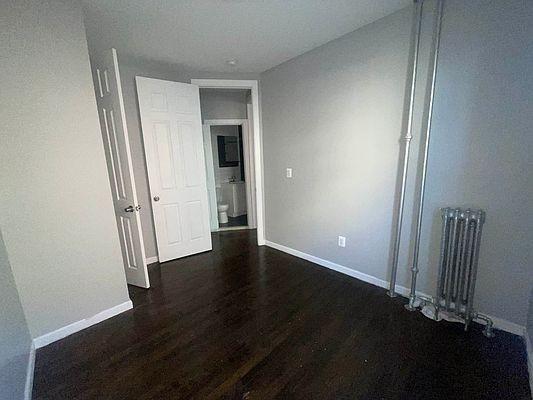 Building Photo - 3 bedroom in BRONX NY 10468