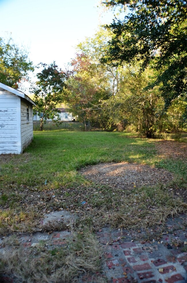 Building Photo - 2041 Mona Lisa Dr