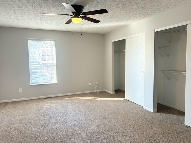 Building Photo - 6820 Axtel Dr