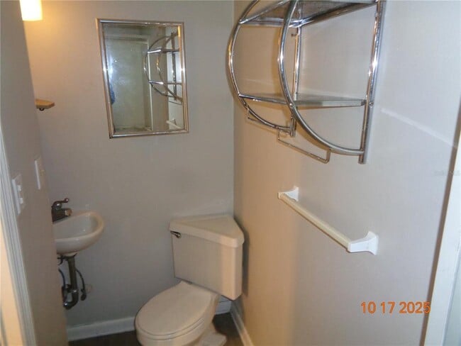 Building Photo - 506 E Pennsylvania Ave