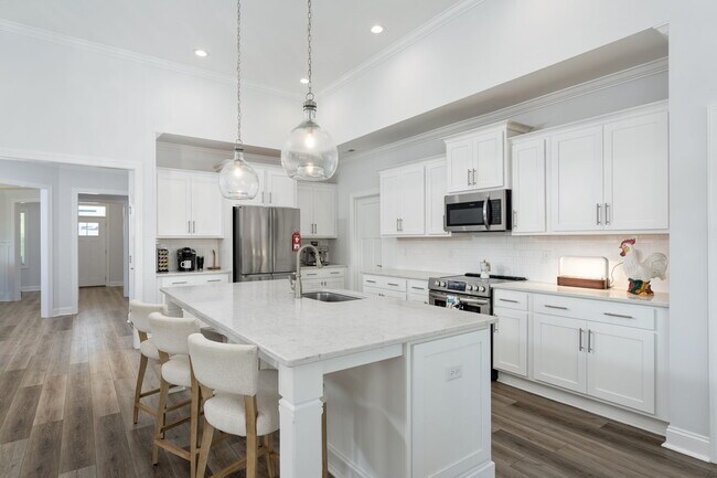 Building Photo - 107 E Barred Owl Dr