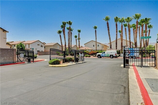 Building Photo - 4208 Perfect Drift St