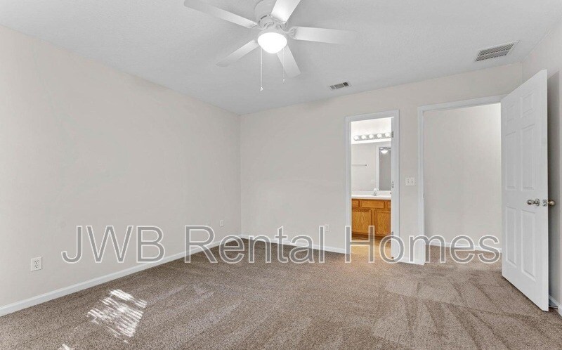 Building Photo - 4778 Playpen Dr