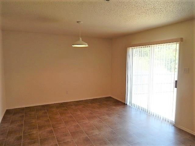 Building Photo - 6728 Shadow Creek Dr