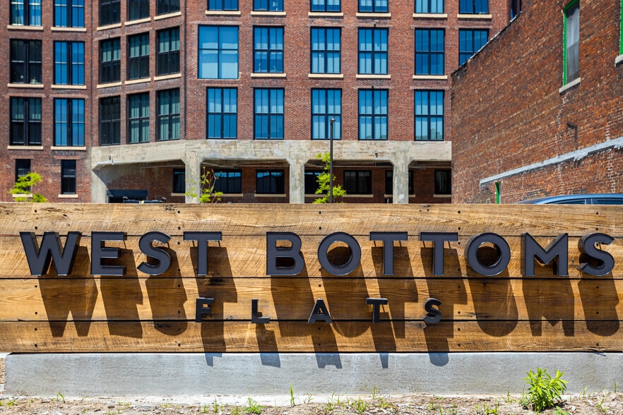 West Bottoms Flats 1515 W 9th St Kansas City MO 64101 Apartment Finder