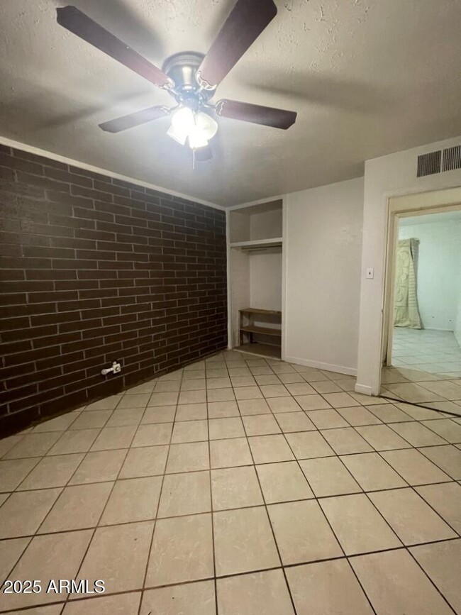 Building Photo - 4541 N 51st Ave