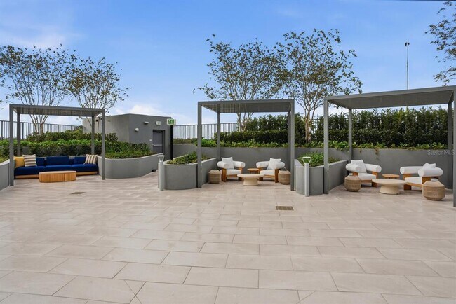 Building Photo - 3015 S Ysabella Ave