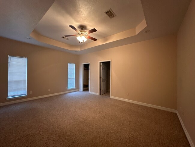 Building Photo - 1233 Port Arthur Terrace