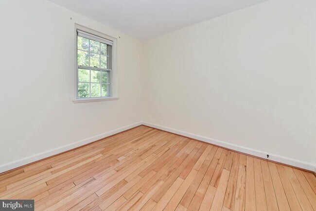 Building Photo - 4875 S 28th St