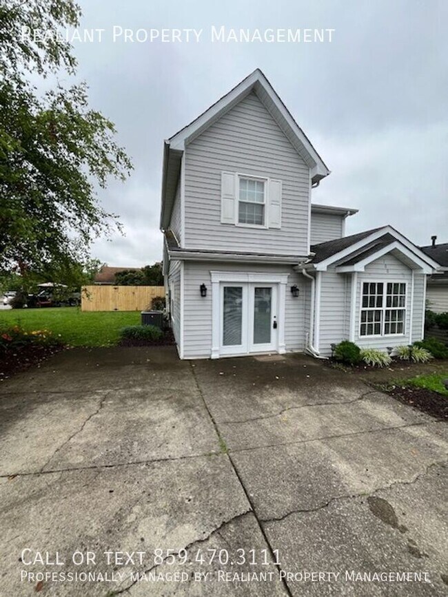Building Photo - 100 Coconut Grove Dr