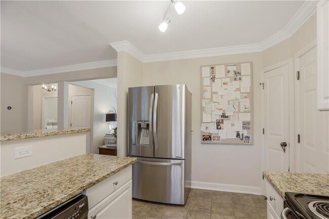 Building Photo - 115 Peachtree Memorial Dr NW