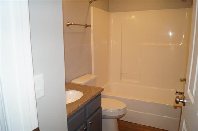 Building Photo - 2839 Meridian Pl