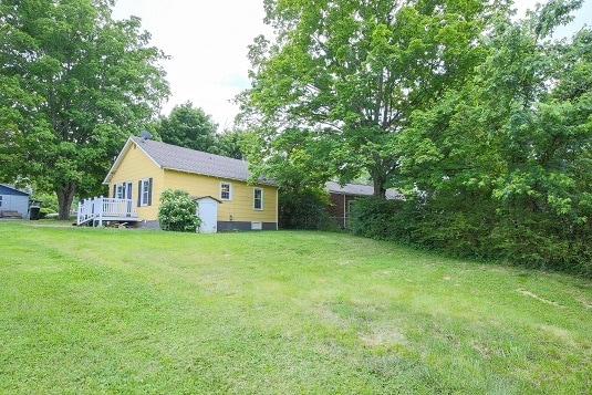 Building Photo - 600 Hillcrest Dr