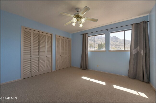 Building Photo - 601 Firedale Ln