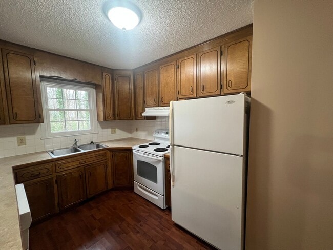 Building Photo - 1201 Linton Ct