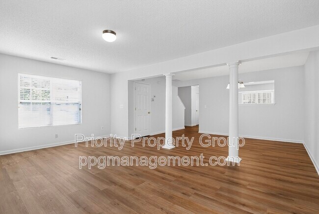 Building Photo - 3204 Barons Court Rd