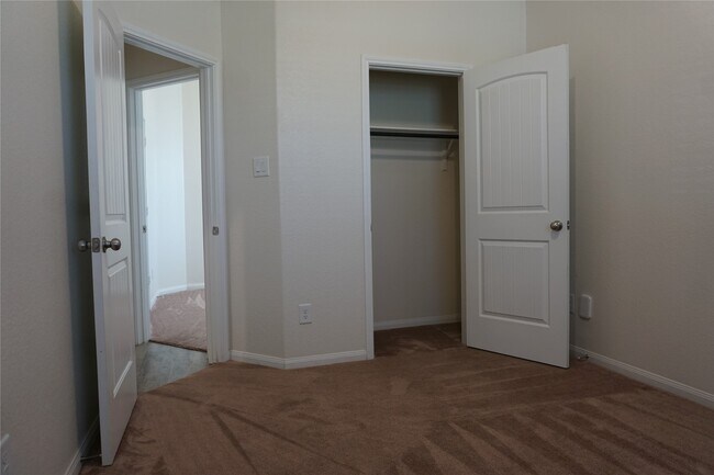 Building Photo - 14125 Harlequin Dr