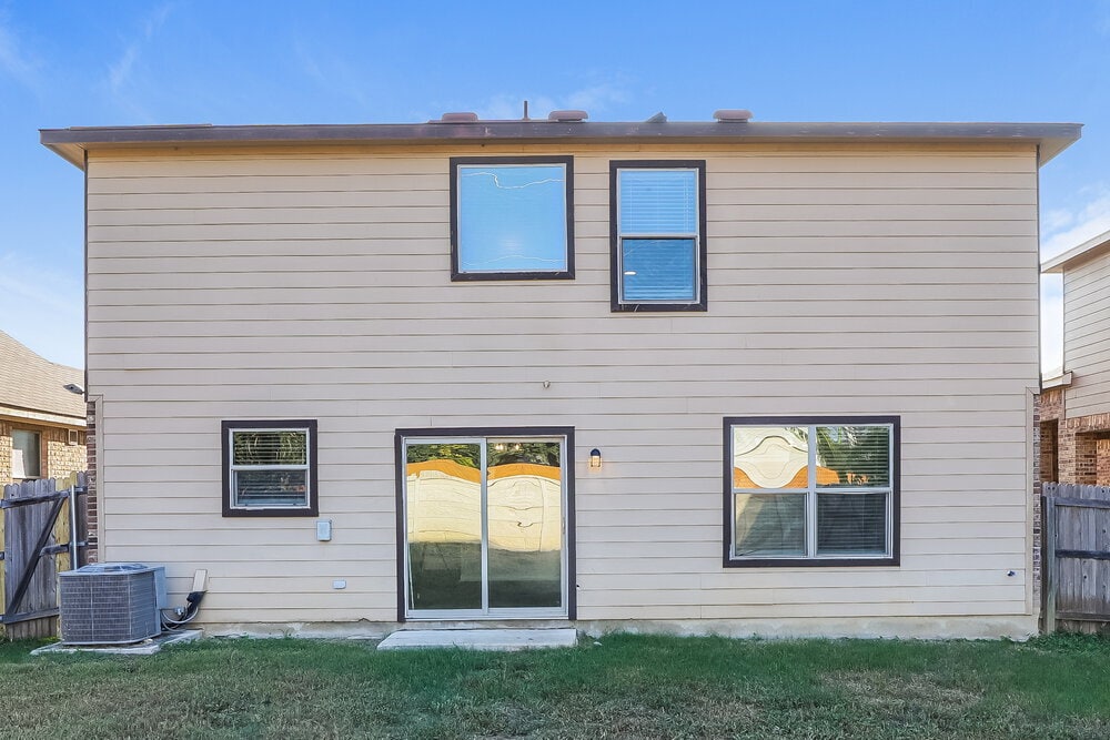 Building Photo - 7727 Heavenly Arbor