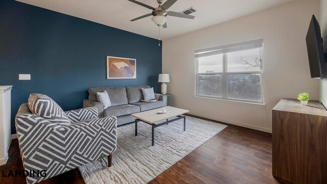 Building Photo - 12700 Ridgeline Blvd